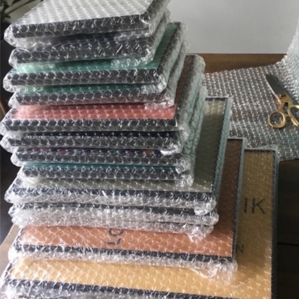 Step 1: Comment with your favorite brands - Picture 5 of 5